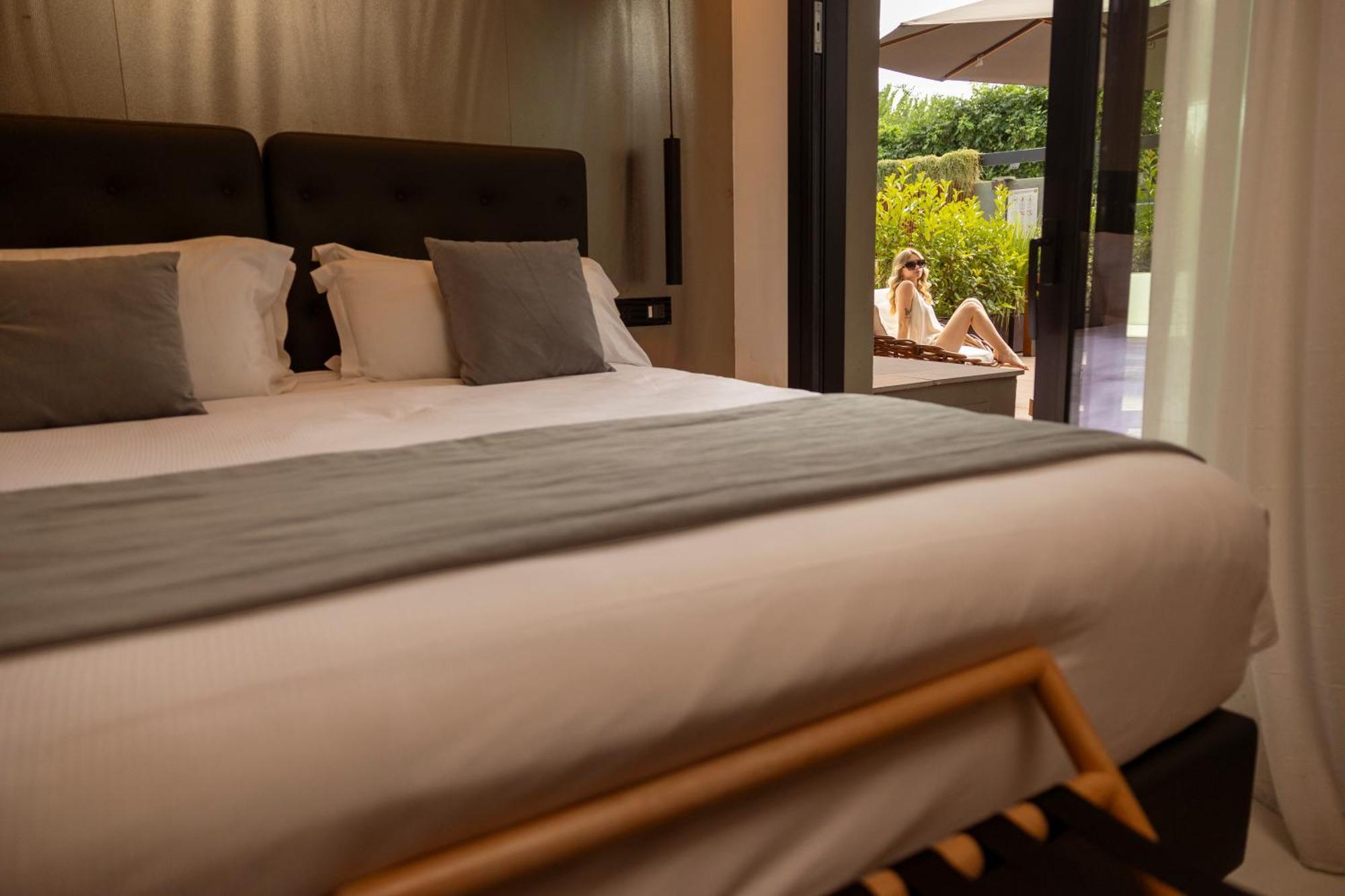 Boutique Hotel Sirmione Exterior photo